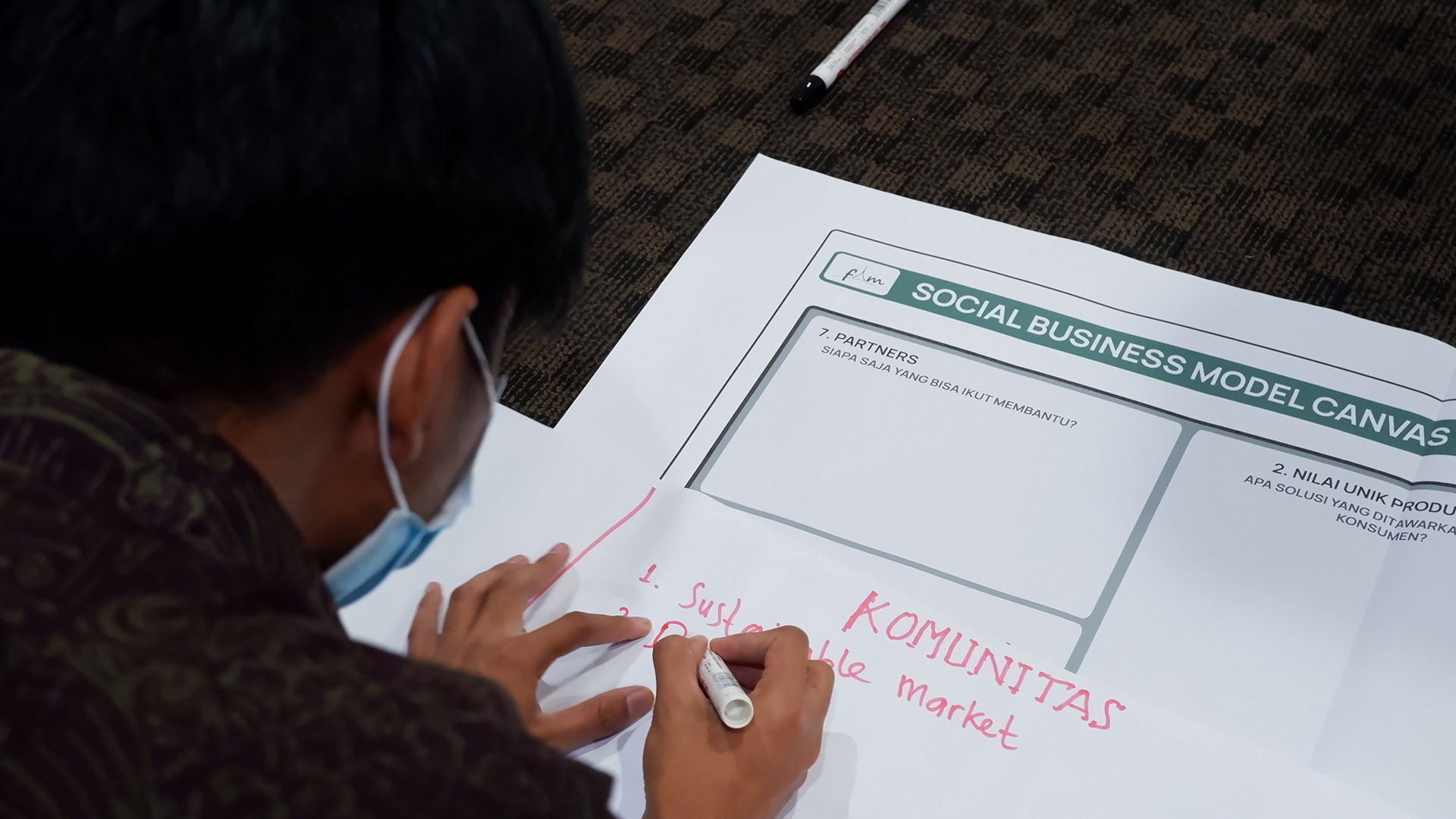 16-9 Fam_0002s_0012_DSCF8064